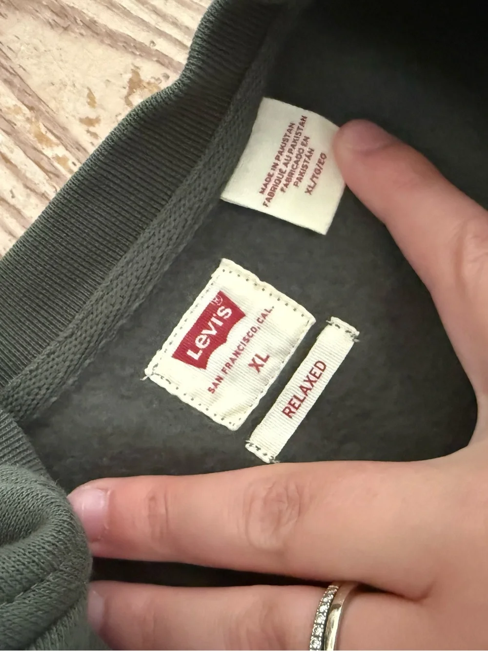 Levi's Relaxed Crewneck Sweatshirt size xl